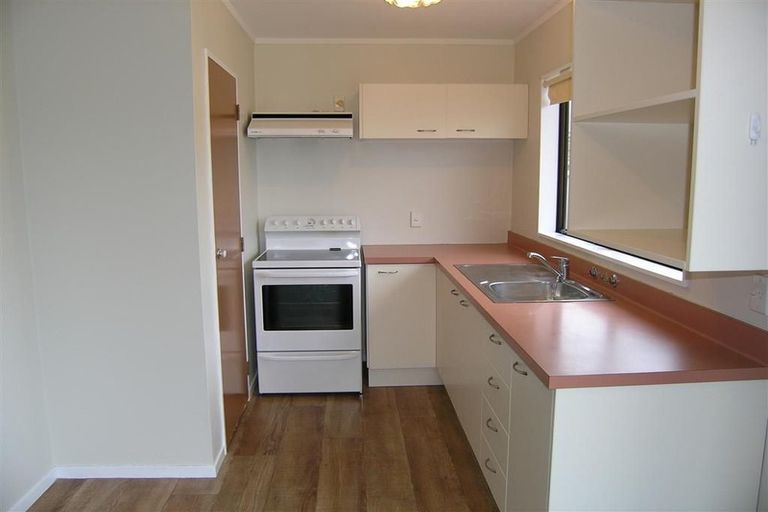 Photo of property in 2/107 Montgomery Avenue, Karori, Wellington, 6012