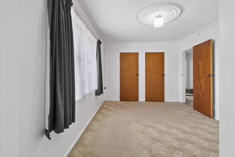 Photo of property in 100 Monrad Street, Highbury, Palmerston North, 4412
