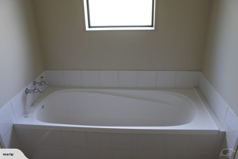 Photo of property in 96b Montgomery Avenue, Karori, Wellington, 6012