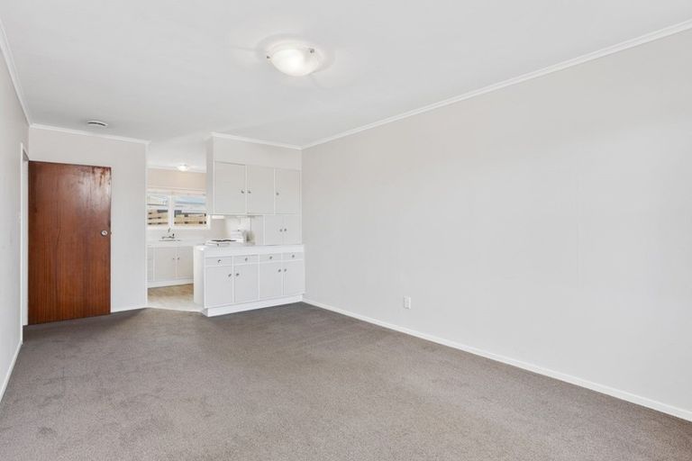 Photo of property in 2/3 Stanley Avenue, Milford, Auckland, 0620