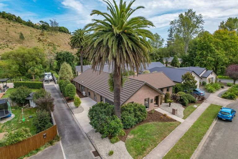 Photo of property in 10 Sunningdale Drive, Stoke, Nelson, 7011