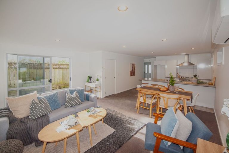 Photo of property in 40 Erlestoke Crescent, Churton Park, Wellington, 6037