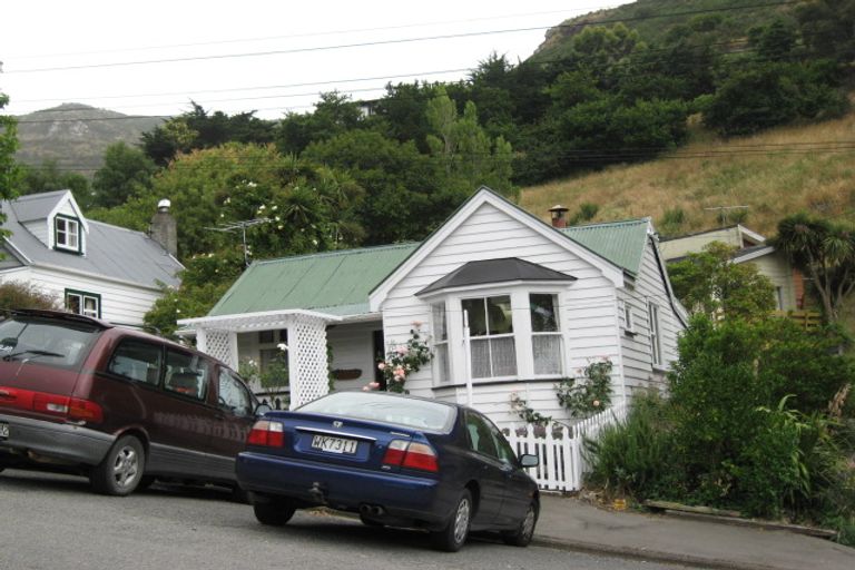 Photo of property in 34 Voelas Road, Lyttelton, 8082