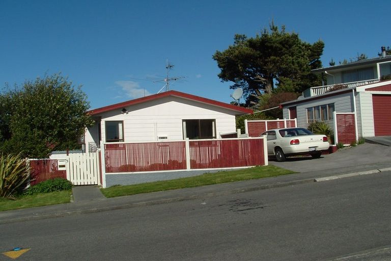 Photo of property in 3 Maracas Crescent, Grenada Village, Wellington, 6037