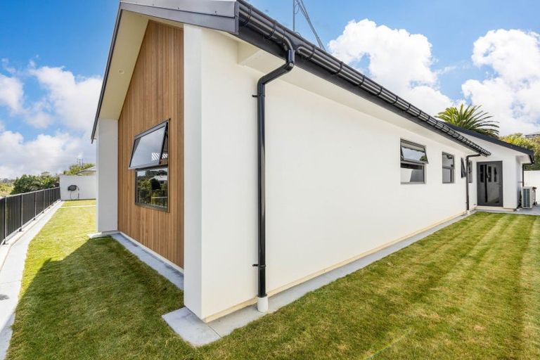 Photo of property in 3/20b Gordon Street, Glen Avon, New Plymouth, 4312