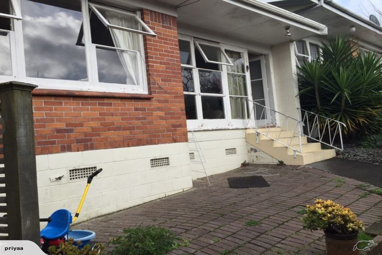 Photo of property in 2/39 Udys Road, Pakuranga, Auckland, 2010