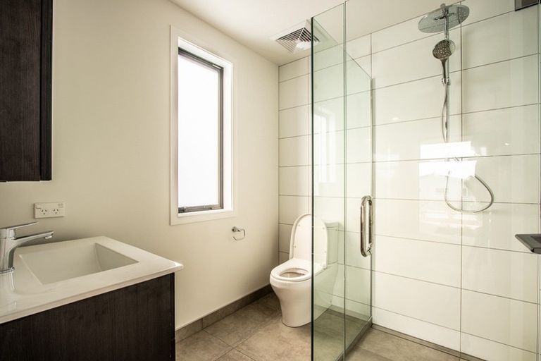 Photo of property in 75 Seddon Street, Waikanae, 5036