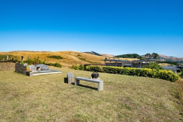 Photo of property in 28 Lightning Ridge View, Waimarama, 4294