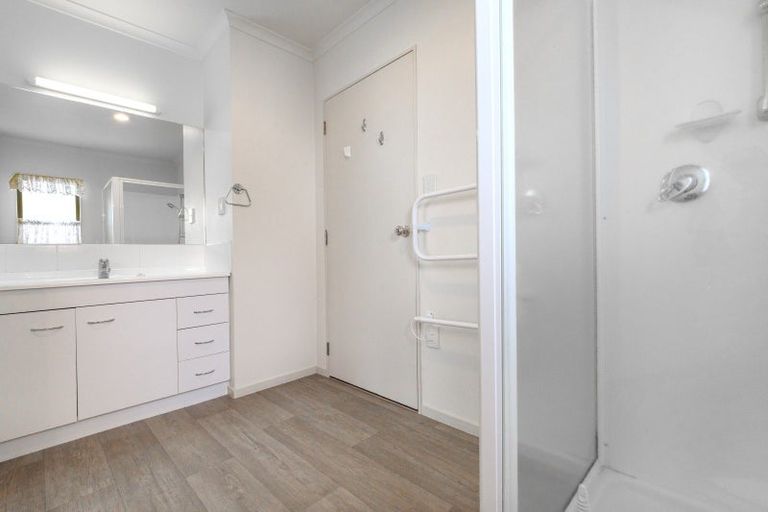 Photo of property in Orange Grove Village, 5/22 Pyes Pa Road, Pyes Pa, Tauranga, 3112