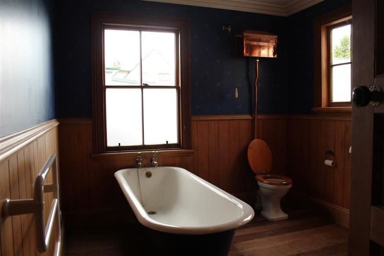 Photo of property in 1005 Caroline Road, Mayfair, Hastings, 4122