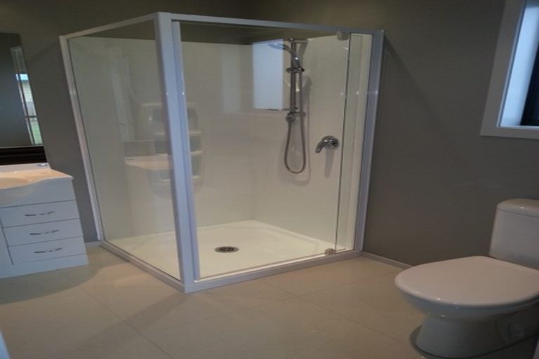 Photo of property in 4 Fairfax Crescent, Pyes Pa, Tauranga, 3112