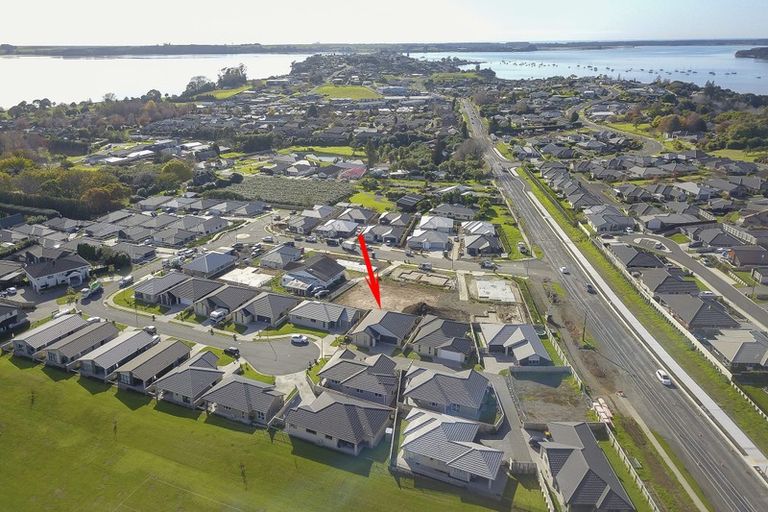 Photo of property in 15 Richardson Road, Omokoroa, 3114