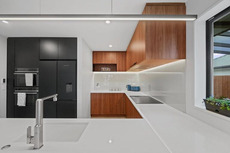 Photo of property in 9 Larissa Road, Halswell, Christchurch, 8025