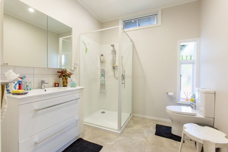 Photo of property in 18 Trafalgar Street, Dannevirke, 4930