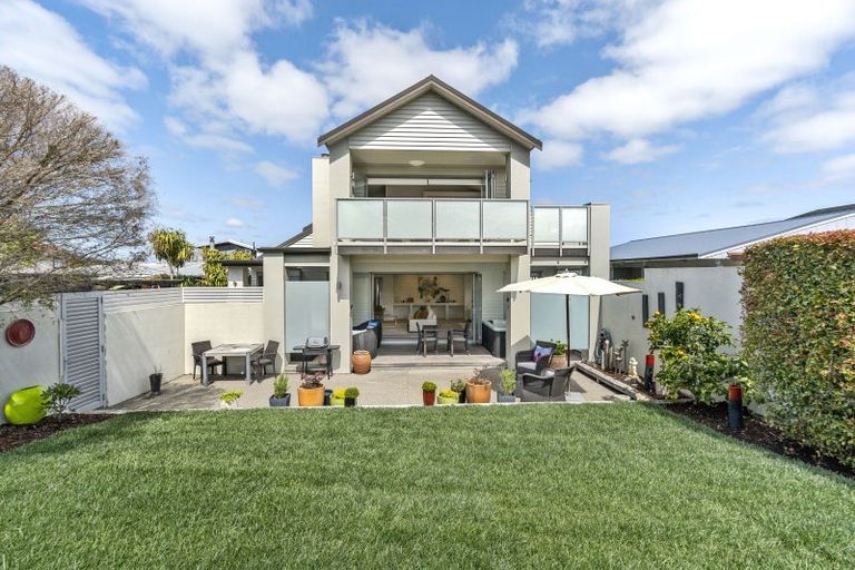 Photo of property in 39 Williamson Avenue, Belmont, Auckland, 0622