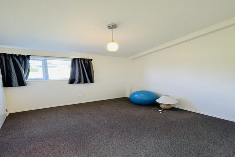 Photo of property in 28 Riverlea Road, Whenuapai, Auckland, 0618