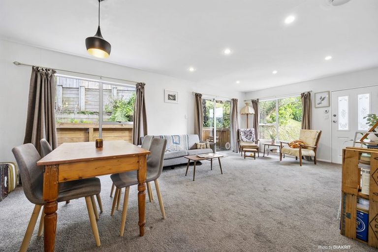 Photo of property in 10b Dormar Place, Churton Park, Wellington, 6037