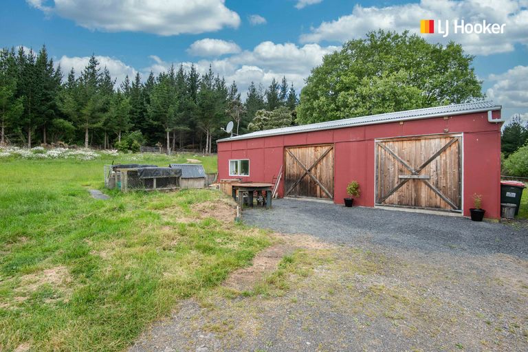 Photo of property in 524 Three Mile Hill Road, North Taieri, Mosgiel, 9092