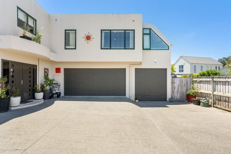 Photo of property in 620 Harbour View Road, Whangamata, 3620