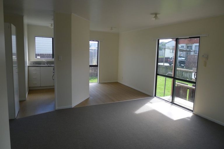 Photo of property in 37 Solveig Place, Randwick Park, Auckland, 2105