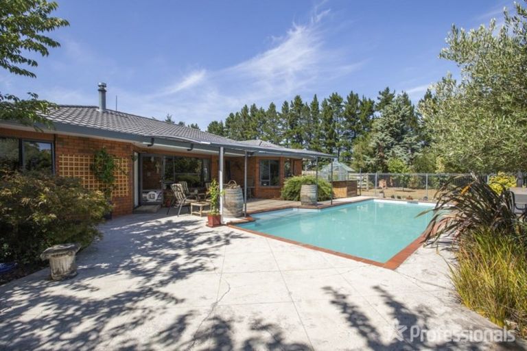 Photo of property in 69 Frederick Street, Carterton, 5713