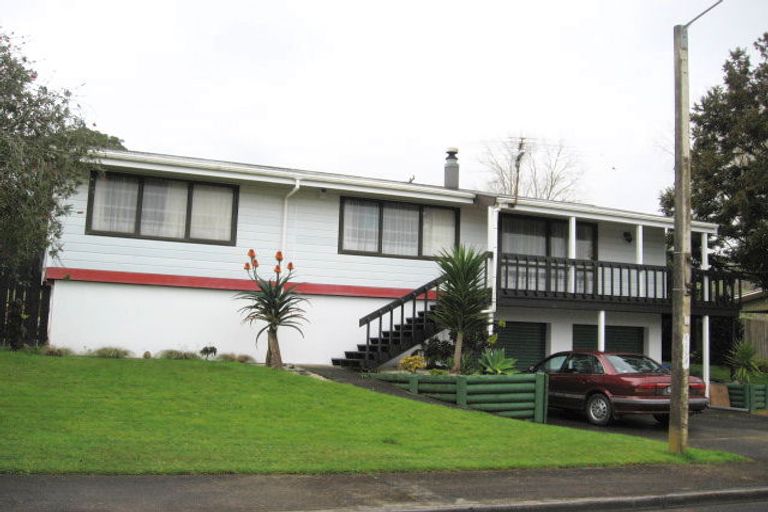Photo of property in 5 Crestlands Place, Papakura, 2110
