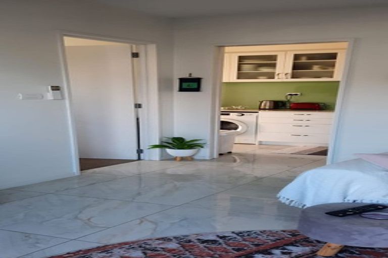 Photo of property in 16 Orchard Terrace, Riverhead, 0820