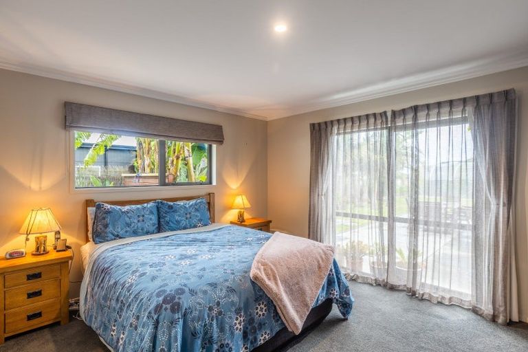 Photo of property in 3 Cessna Lane, Glen Avon, New Plymouth, 4312