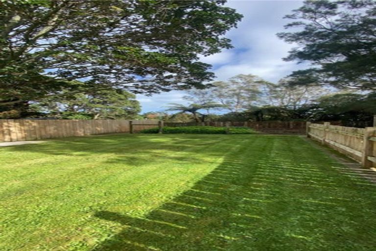 Photo of property in 19 Cook Street, Marfell, New Plymouth, 4310