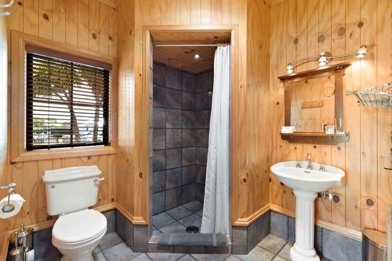 Photo of property in 1 Shortcut Road, Cromwell, 9310