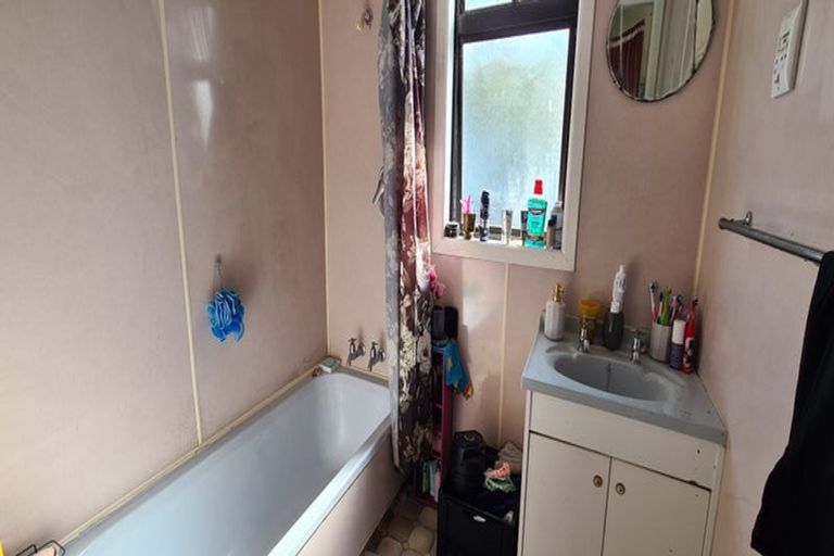 Photo of property in 46 Atkins Street, Patutahi, Gisborne, 4072