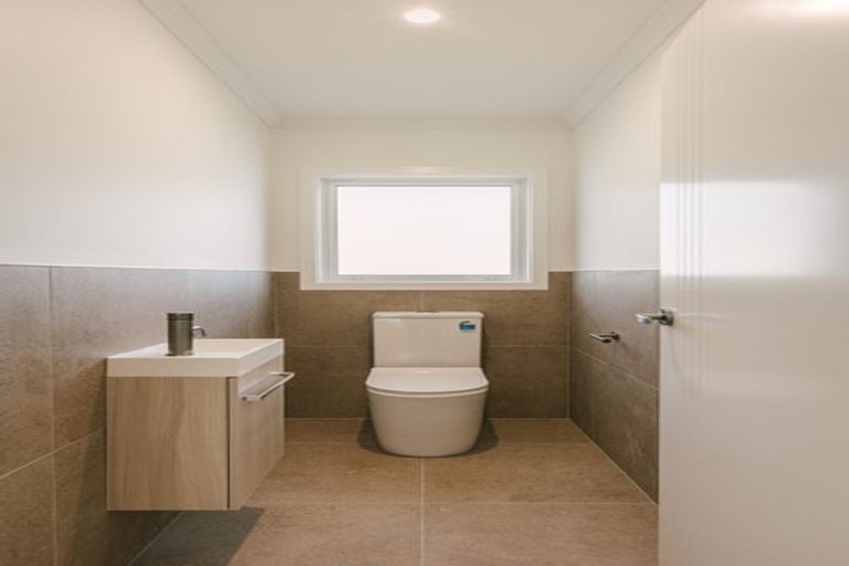 Photo of property in 9 Railway Terrace, Ohau, 5570