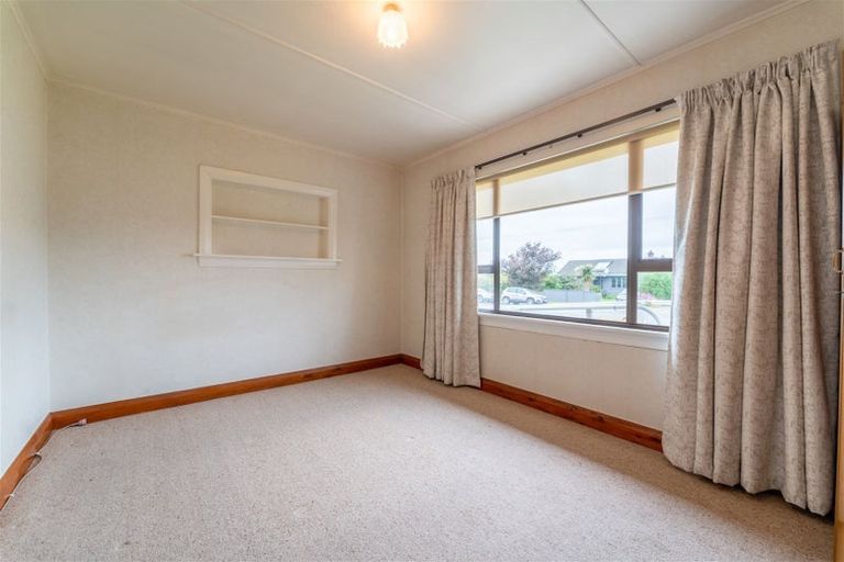 Photo of property in 6 Moorhouse Street, Waimate, 7924