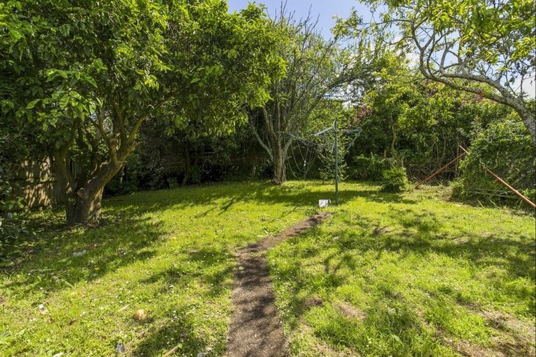 Photo of property in 8 Cotswold Lane, Mount Wellington, Auckland, 1060