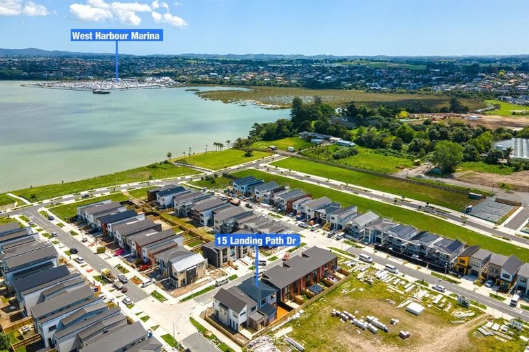Photo of property in 15 Landing Path Drive, Hobsonville, Auckland, 0616