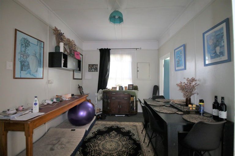 Photo of property in 24 Locke Street, Wairoa, 4108