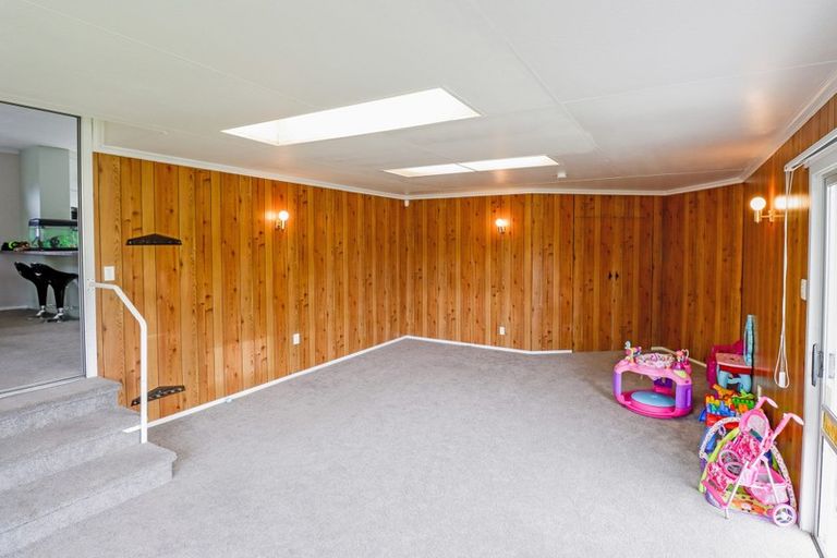 Photo of property in 9 Waterloo Crescent, Hokowhitu, Palmerston North, 4410