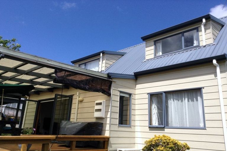 Photo of property in 2/274 Rangatira Road, Beach Haven, Auckland, 0626