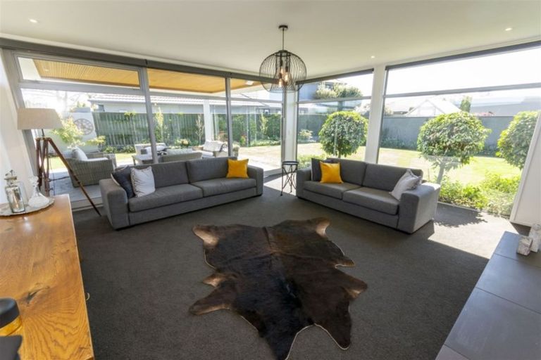 Photo of property in 1 Grosvenor Lane, Rangiora, 7400