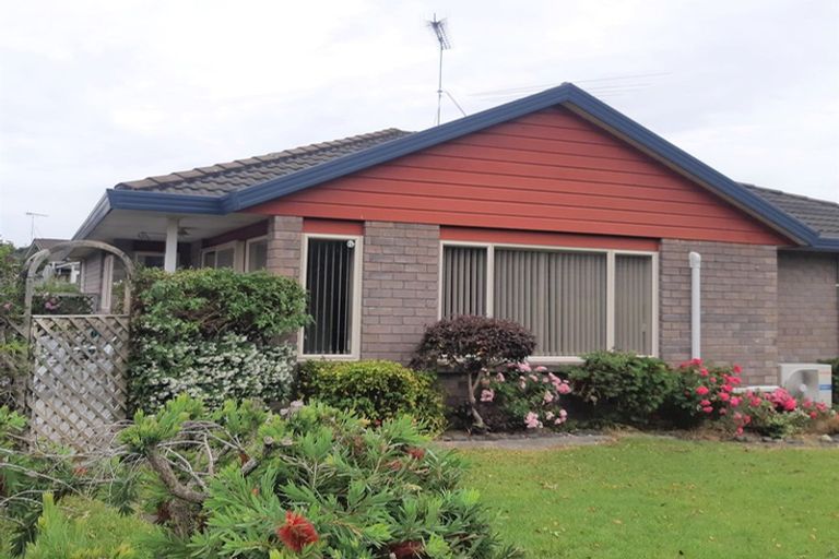 Photo of property in 5 The Boulevard, Red Beach, 0932