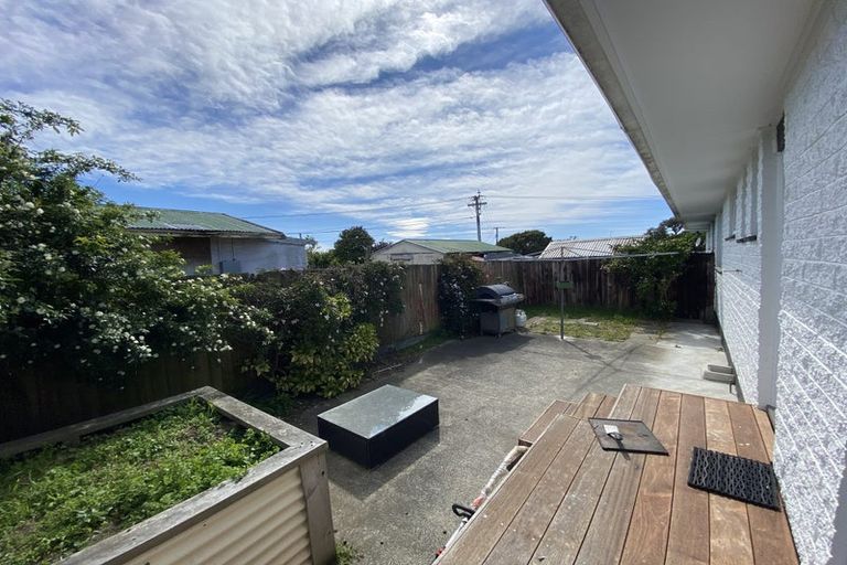 Photo of property in 1/172 Bowhill Road, New Brighton, Christchurch, 8083