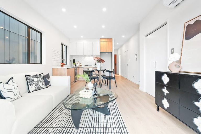 Photo of property in 10b Starling Place, Ranui, Auckland, 0612