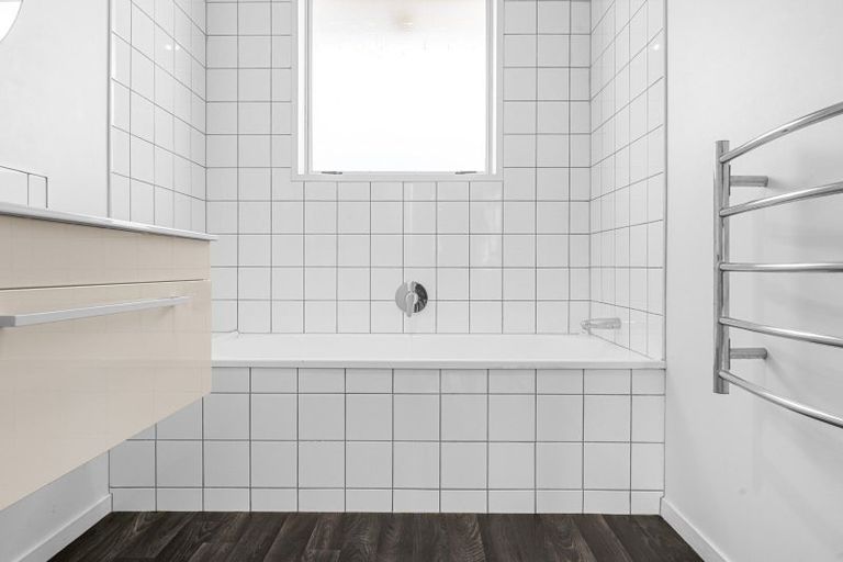 Photo of property in 11a Madill Road, St Andrews, Hamilton, 3200