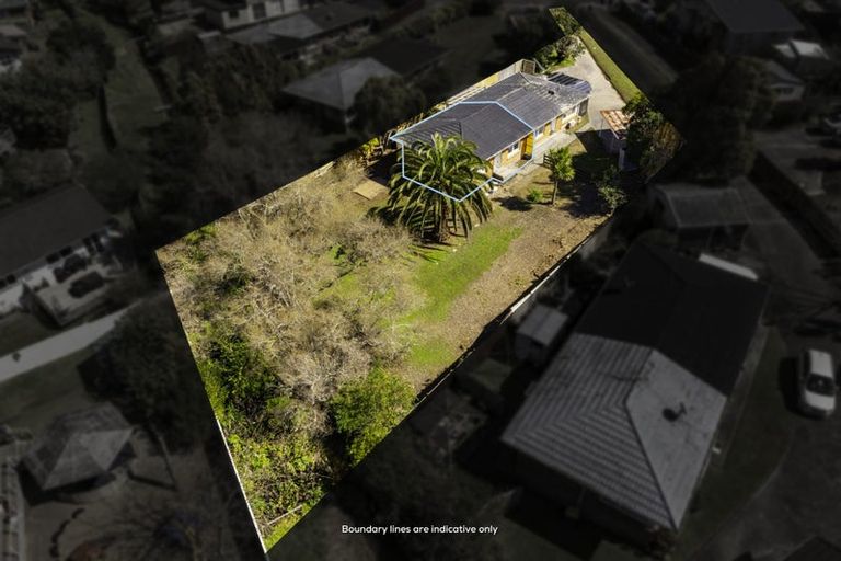 Photo of property in 2/14 Kapiti Place, Sunnynook, Auckland, 0620