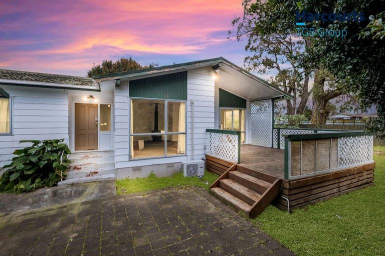 Photo of property in 15 Kindergarten Drive, Conifer Grove, Takanini, 2112