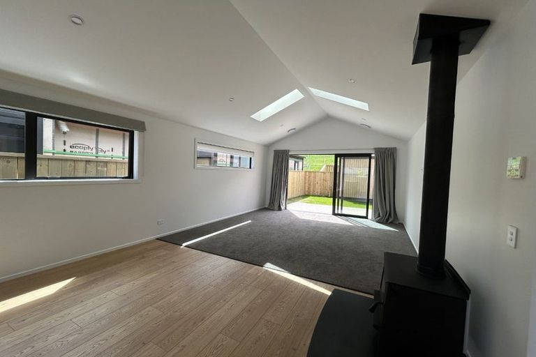 Photo of property in 63 Perendale Road, Jacks Point, 9371