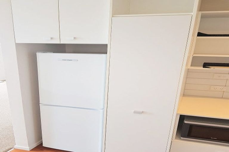 Photo of property in Trinity Apartments, 406/19 College Street, Te Aro, Wellington, 6011