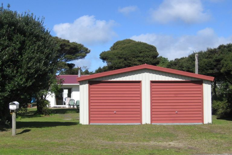 Photo of property in 16 North Avenue, Mangawhai Heads, Mangawhai, 0505