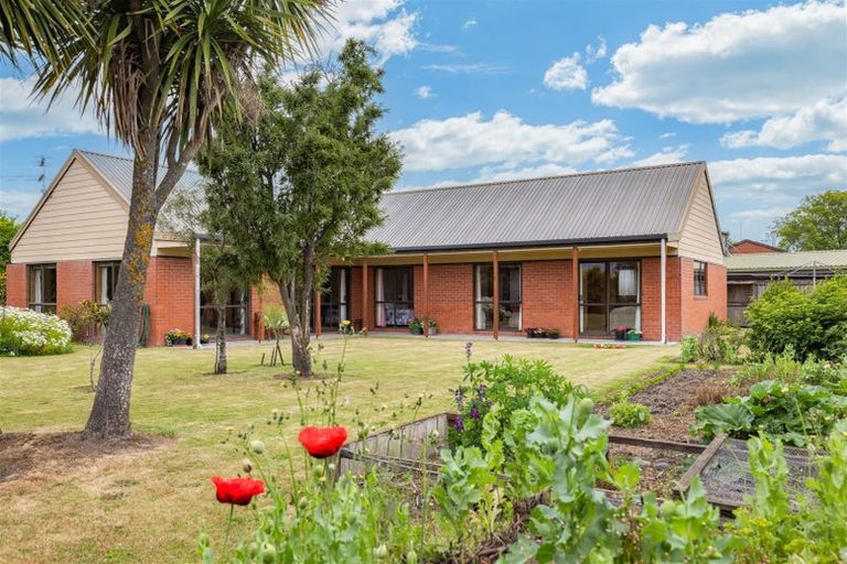 Photo of property in 18 Nepal Place, Burnside, Christchurch, 8053