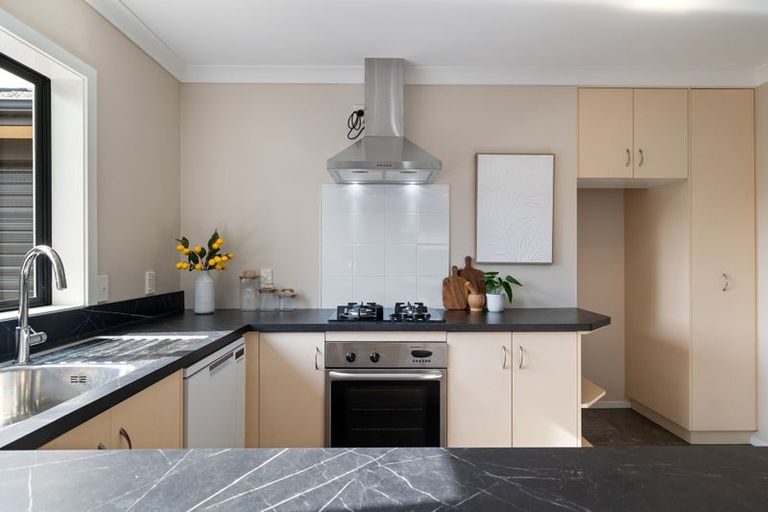 Photo of property in 10a Stewart Crescent, Hokowhitu, Palmerston North, 4410